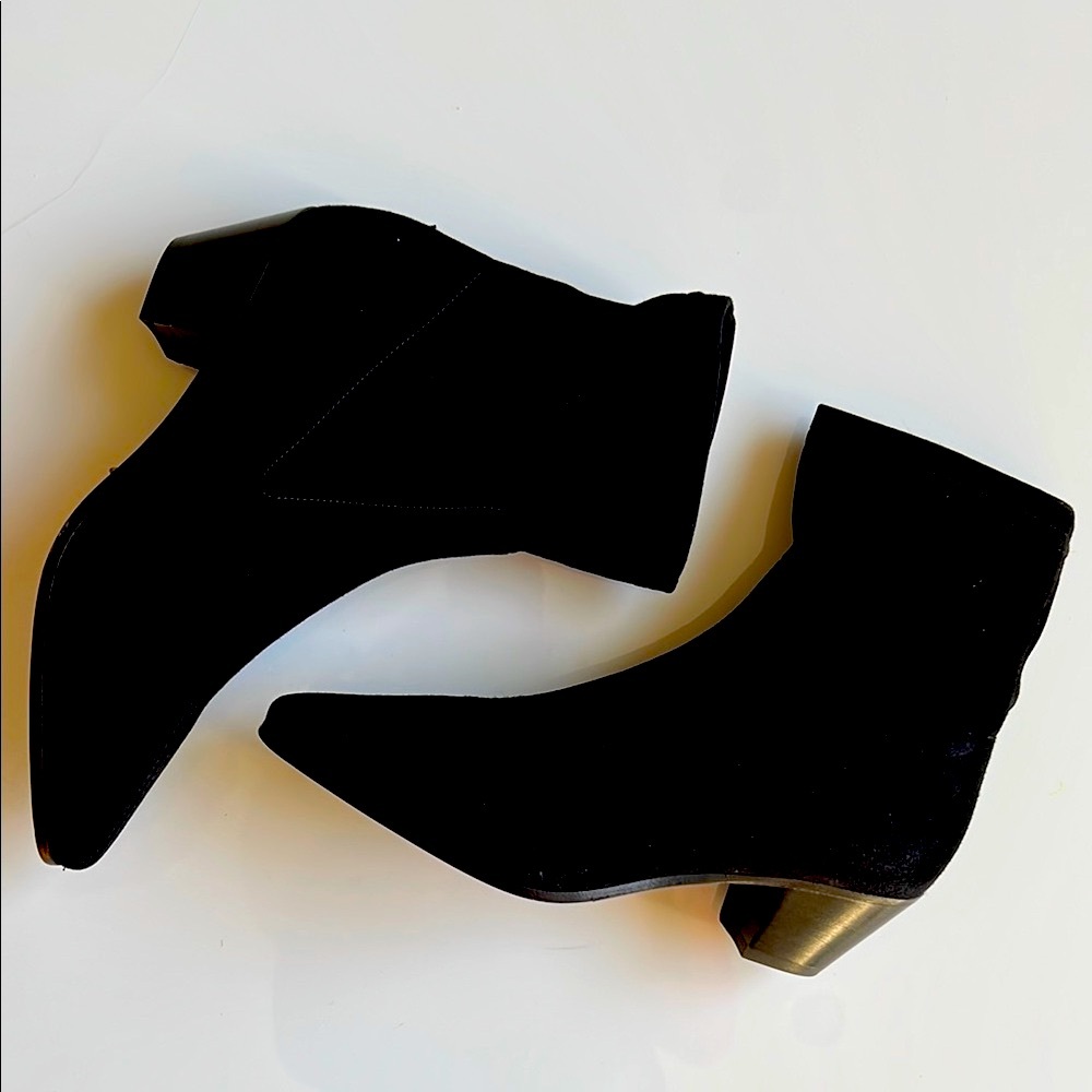 Maje pull on ankle boots, Soft Suede Leather, low Heel, new